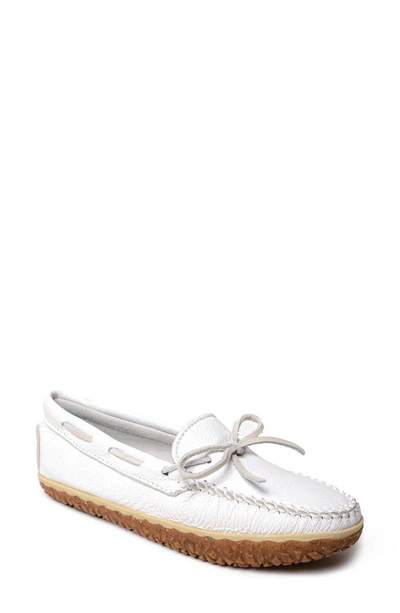 Minnetonka Deerskin Tread Slipper In White