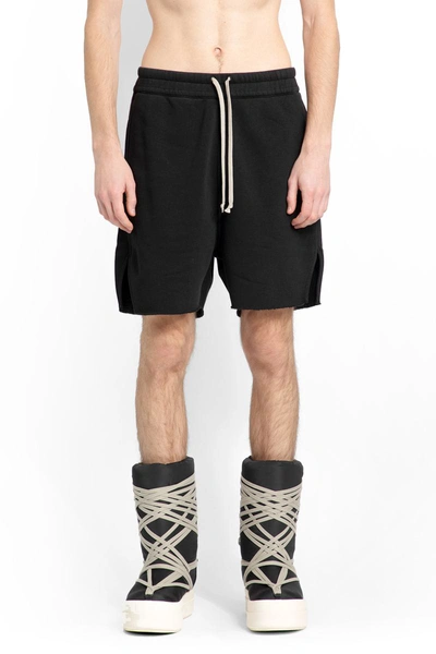 Rick Owens Shorts In Black