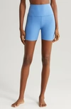 Beyond Yoga Keep Pace Space Dye Bike Shorts In Sky Blue Heather