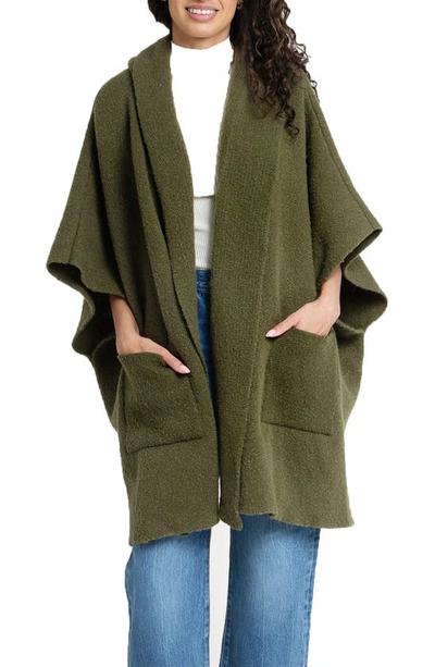 Saachi Hooded Topper In Green