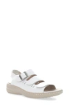 Propét Breezy Walker Sandal In White Onyx