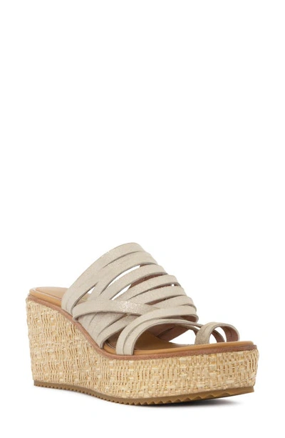 Donald Pliner Platform Wedge Sandal In Platino