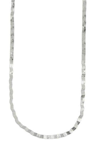 Nordstrom Rack Wavy Herringbone Chain Necklace In Rhodium