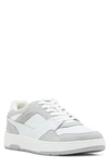 Madden M-tintd Sneaker In Light Grey Suede