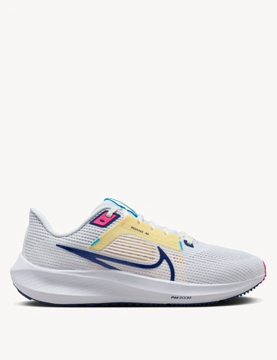 Nike Pegasus 40 Shoes In White