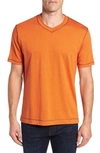Robert Graham Traveler V-neck T-shirt In Orange