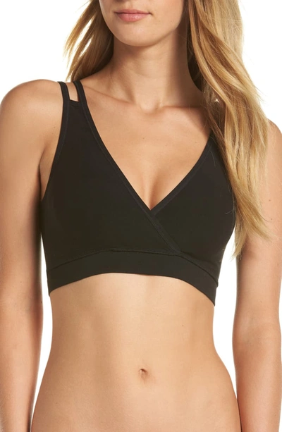 Yummie By Heather Thomson Seamlessly Shaped Crossover Wireless Unlined Bralette In Black
