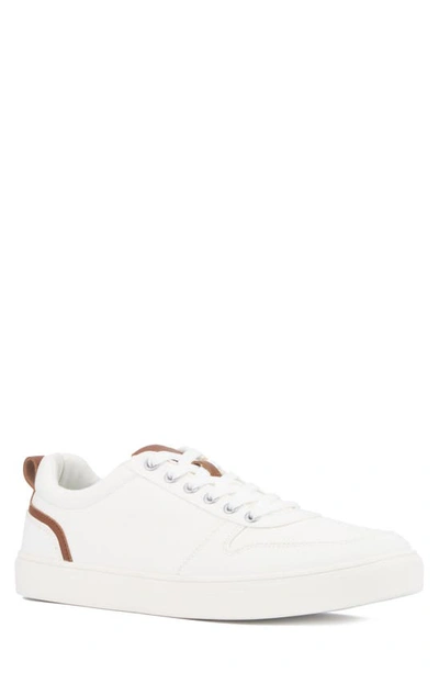 X-ray Monty Sneaker In White