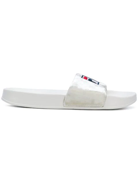 fila velvet slides