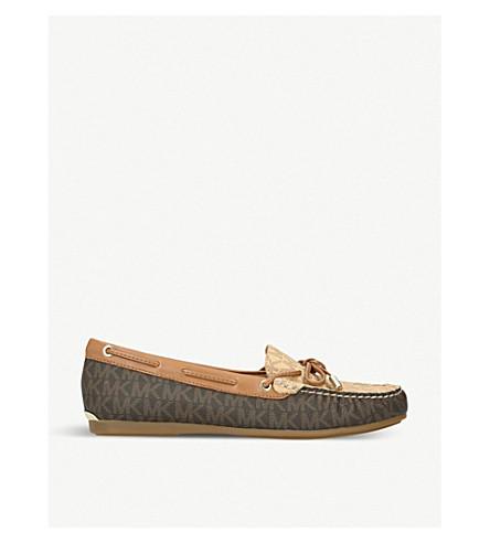 sutton leather moccasin