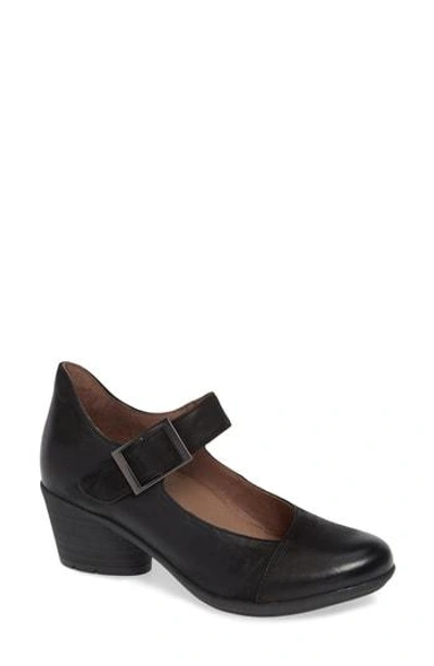 Dansko Roxanne Pump In Black Burnished Nubuck Leather