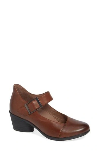 Dansko Roxanne Pump In Chestnut Leather