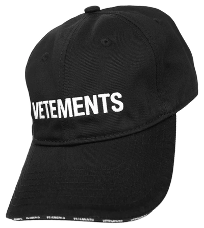 Vetements Iconic Logo Cap In Black