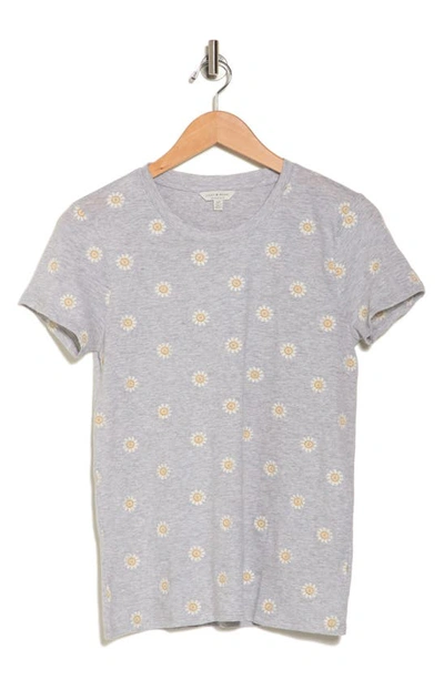 Lucky Brand Daisy All Over Embroidered Cotton Tee In Heather Grey