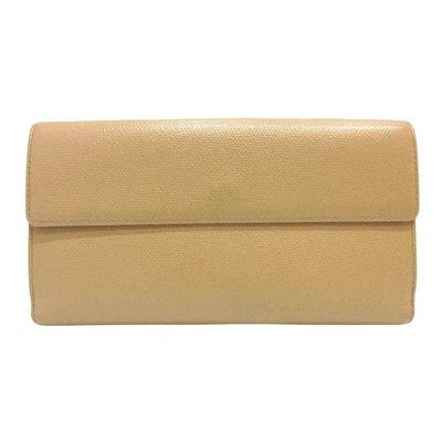 Pre-owned Chanel Coco Button Beige Leather Wallet  ()