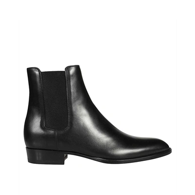 Saint Laurent Chelsea Leather Boots In Black