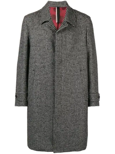 Low Brand Houndstooth Patterned Coat In Black