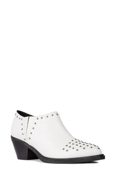 Geox Lovai Ankle Boot In White Leather