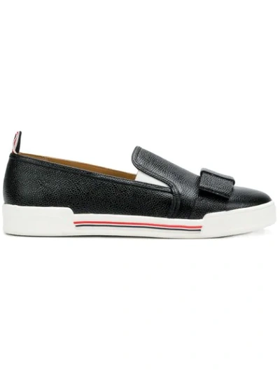 Thom Browne Leather Bow Pebble Grain Slip-on In Black