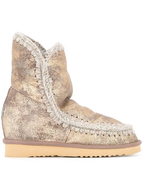 mou boots gold