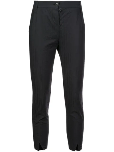 Lost & Found Cropped Tapered Trousers In Black
