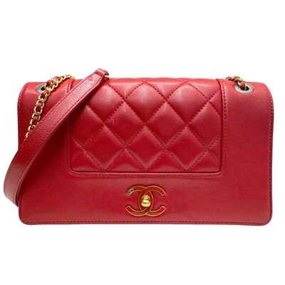 Pre-owned Chanel Matelassé Leather Shopper Bag () In Red