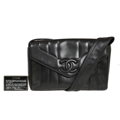 Pre-owned Chanel Mademoiselle Leather Shoulder Bag () In Black