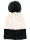 Danielapi Pompom Beanie In Black