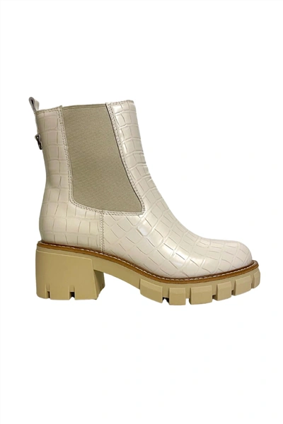 Vintage Havana The Baltimore Boot In Off White