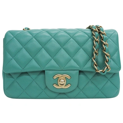 Pre-owned Chanel Matelassé Green Leather Shoulder Bag ()