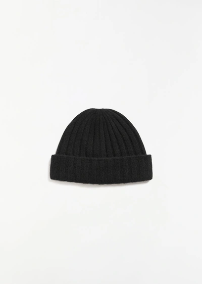 Totême Cashmere Beanie — Black