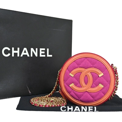 Pre-owned Chanel Matelassé Canvas Shoulder Bag () In Pink