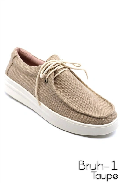 Everglades Women's Bruh 1 Sneaker In Natural Canvas In Beige