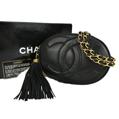 Pre-owned Chanel Cc Leather Shoulder Bag () In Black
