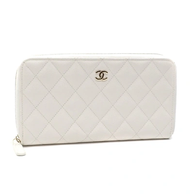 Pre-owned Chanel Matelassé White Leather Wallet  ()