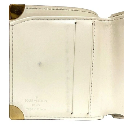 Pre-owned Louis Vuitton Suhali Leather Wallet () In White