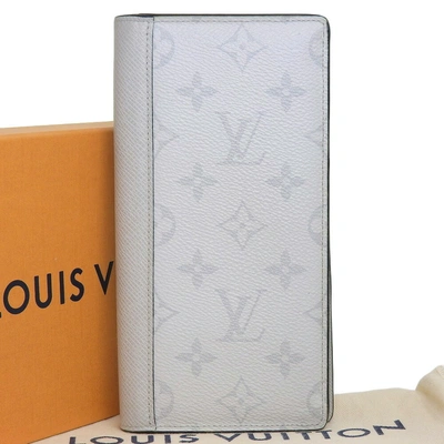 Pre-owned Louis Vuitton Brazza Canvas Wallet () In White