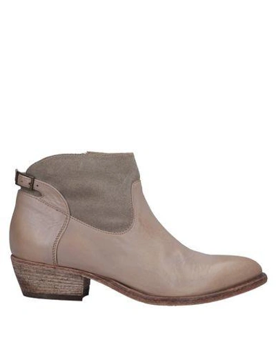 Alberto Fermani Ankle Boot In Sand