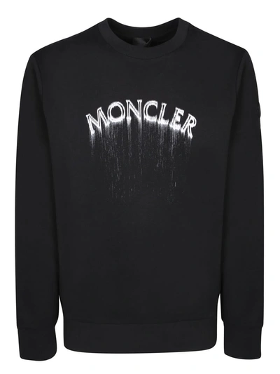 Moncler Sweatshirts In Black