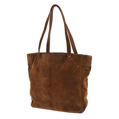 Pre-owned Chanel Logo Cc Suede Shoulder Bag () In Brown