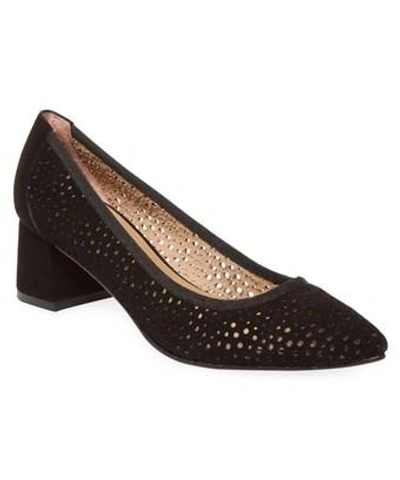 French Sole Da Vinci Perforated Pump In Nocolor