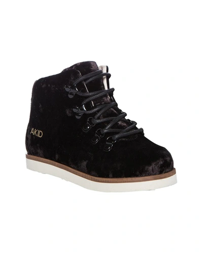 Akid & Jasper Velvet Boot In Nocolor