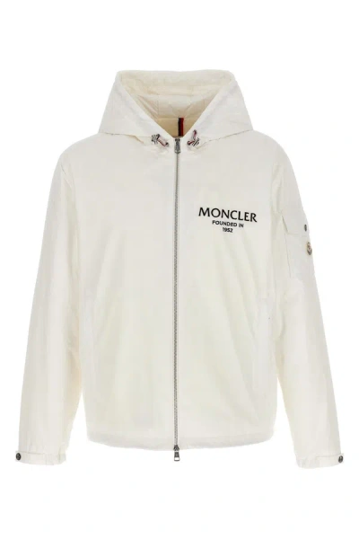 Moncler Men 'granero' Jacket In White
