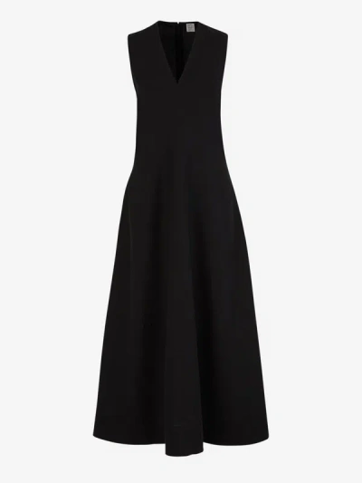 Totême Flowing Midi Dress In Black