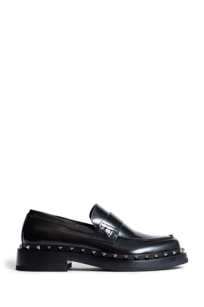 Valentino Garavani Valentino Loafers In Black