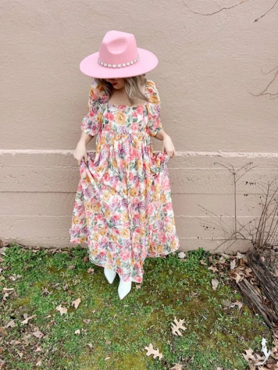 Storia Roses Babydoll Maxi Dress. In Multi Color Roses