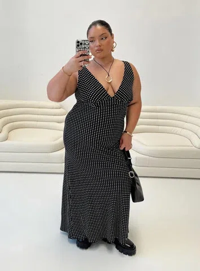 Princess Polly Curve Nellie Maxi Dress In Black