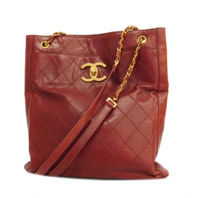 Pre-owned Chanel Leather Tote Bag () In Red