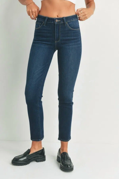 Just Usa Corie Mid Rise Slim Straight Jeans In Dark Wash In Blue