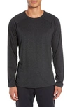 Alo Yoga Triumph Raglan Long Sleeve T-shirt In Charcoal Black Triblend